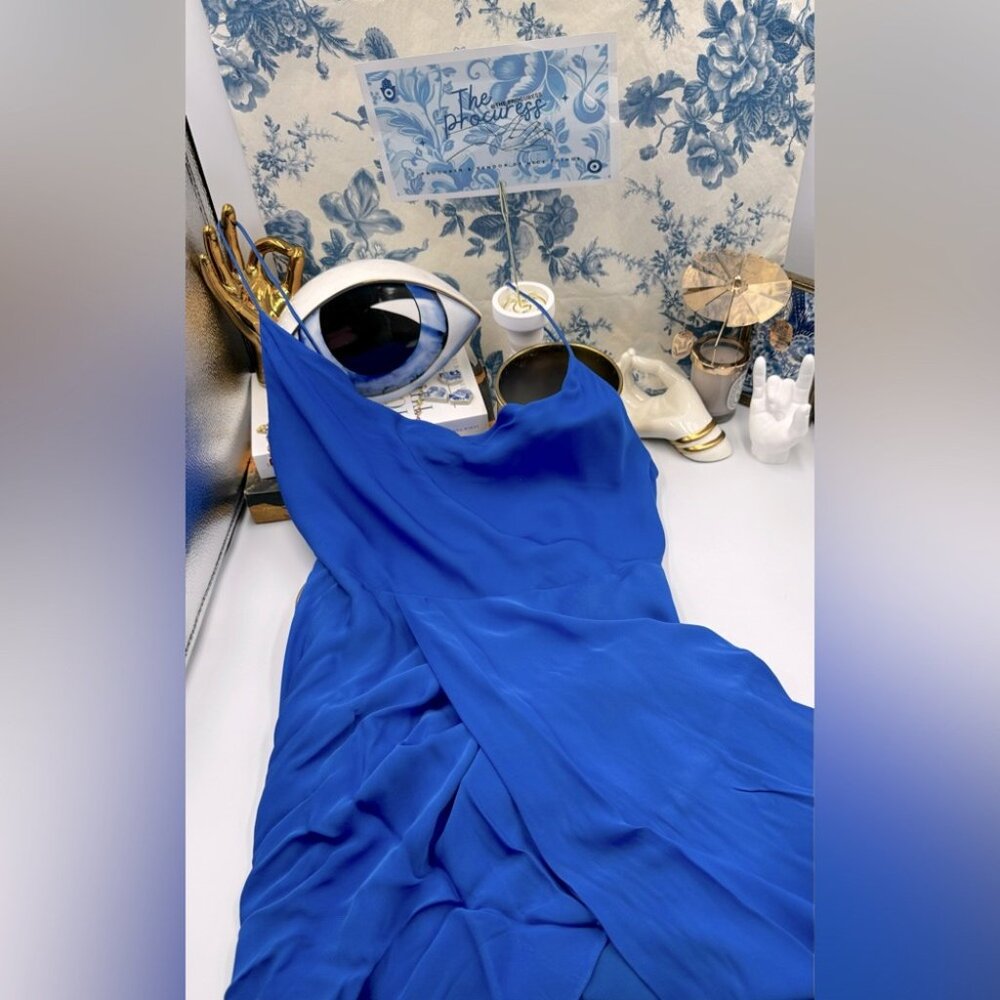 🆕 ALICE + OLIVIA 🧿 NWT Alita Spaghetti Strap Drape Asymmetrical Dress Blue Sz4 - Picture 2 of 16